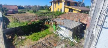 Casa para rehabilitar con terreno urbano en zona San Juan