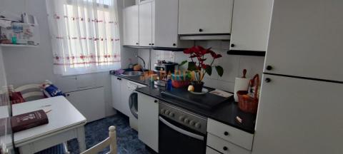 Piso en el centro de Ferrol con 3 habitaciones y 1 baño, sin ascensor